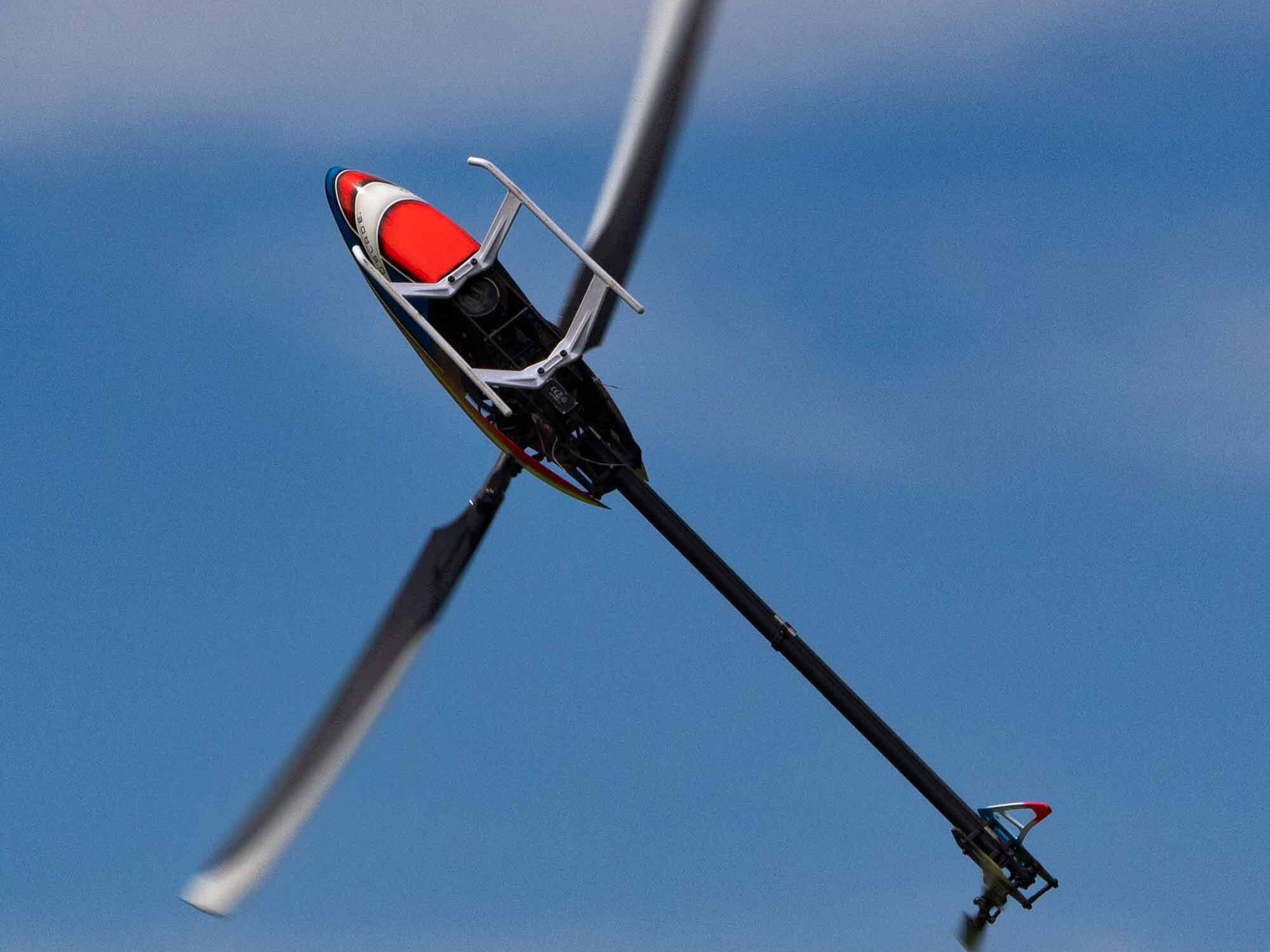 Blade Fusion 550 Quick Build Kit with Motor and Blades BLH4975