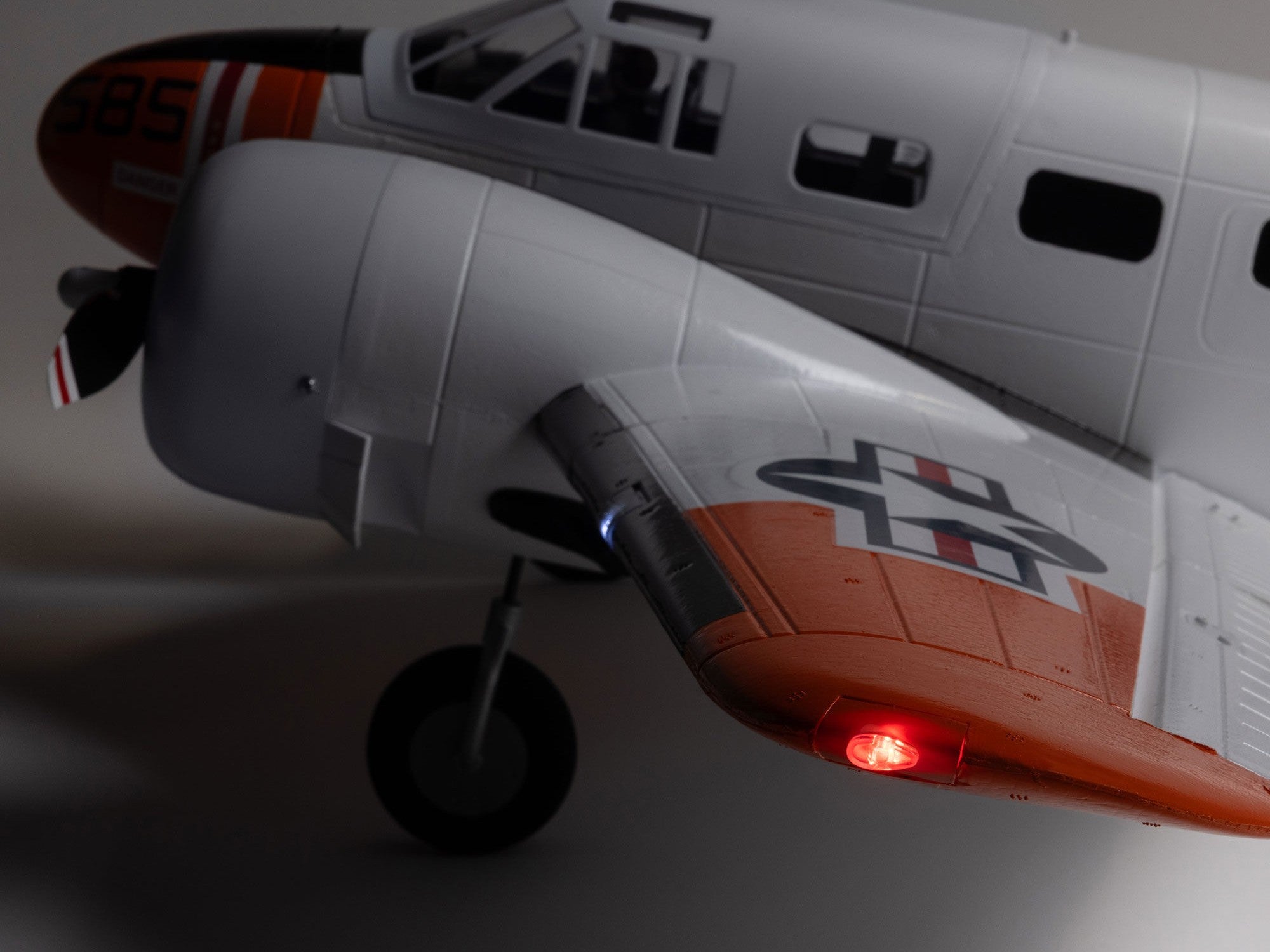 E-Flite Beechcraft D18/RC-45J 1.5m BNF Basic with AS3X+ and SAFE Select EFL-3726