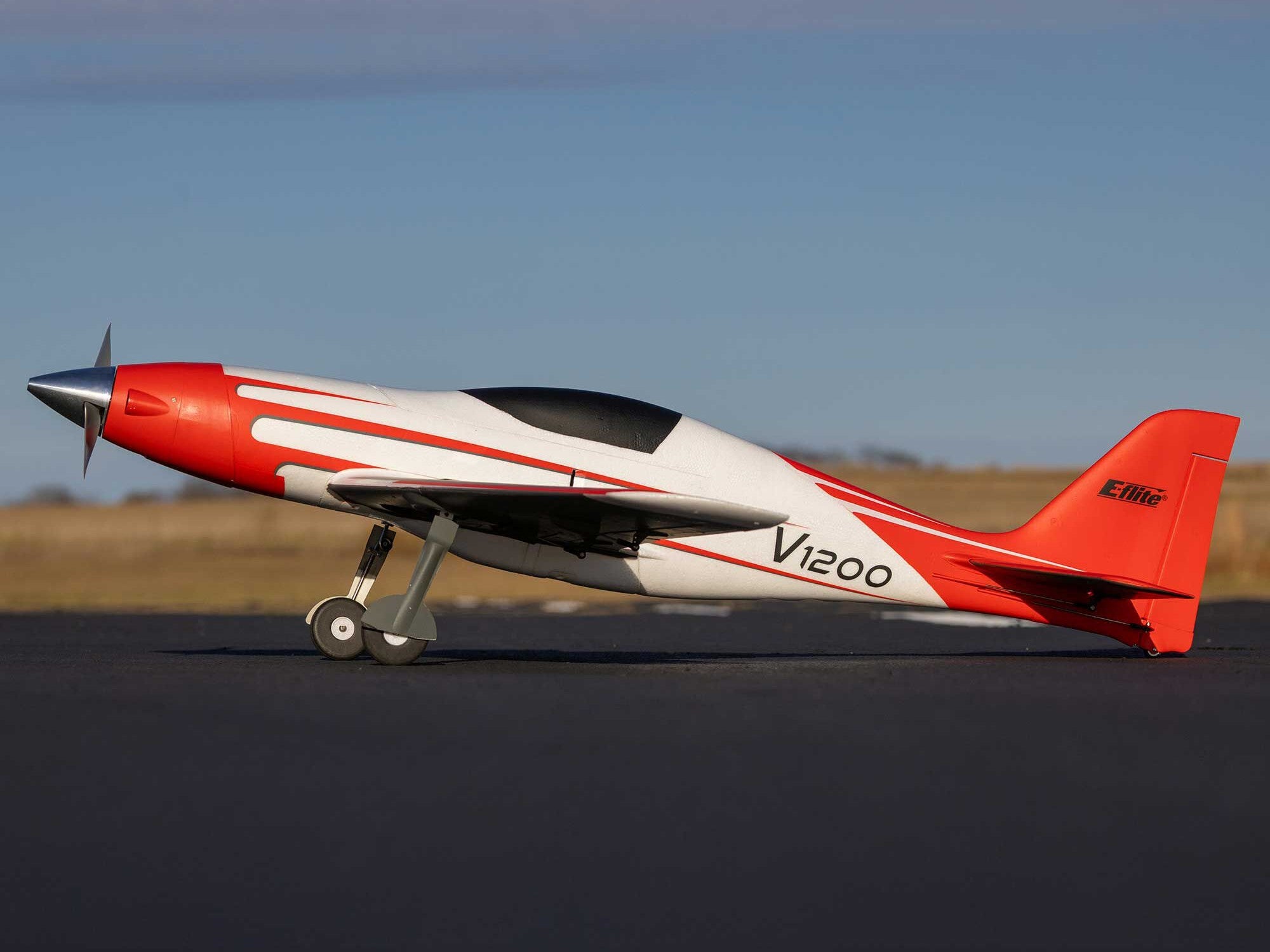 E-Flite V1200 1.2m BNF Basic with AS3X+ and SAFE Select EFL120050