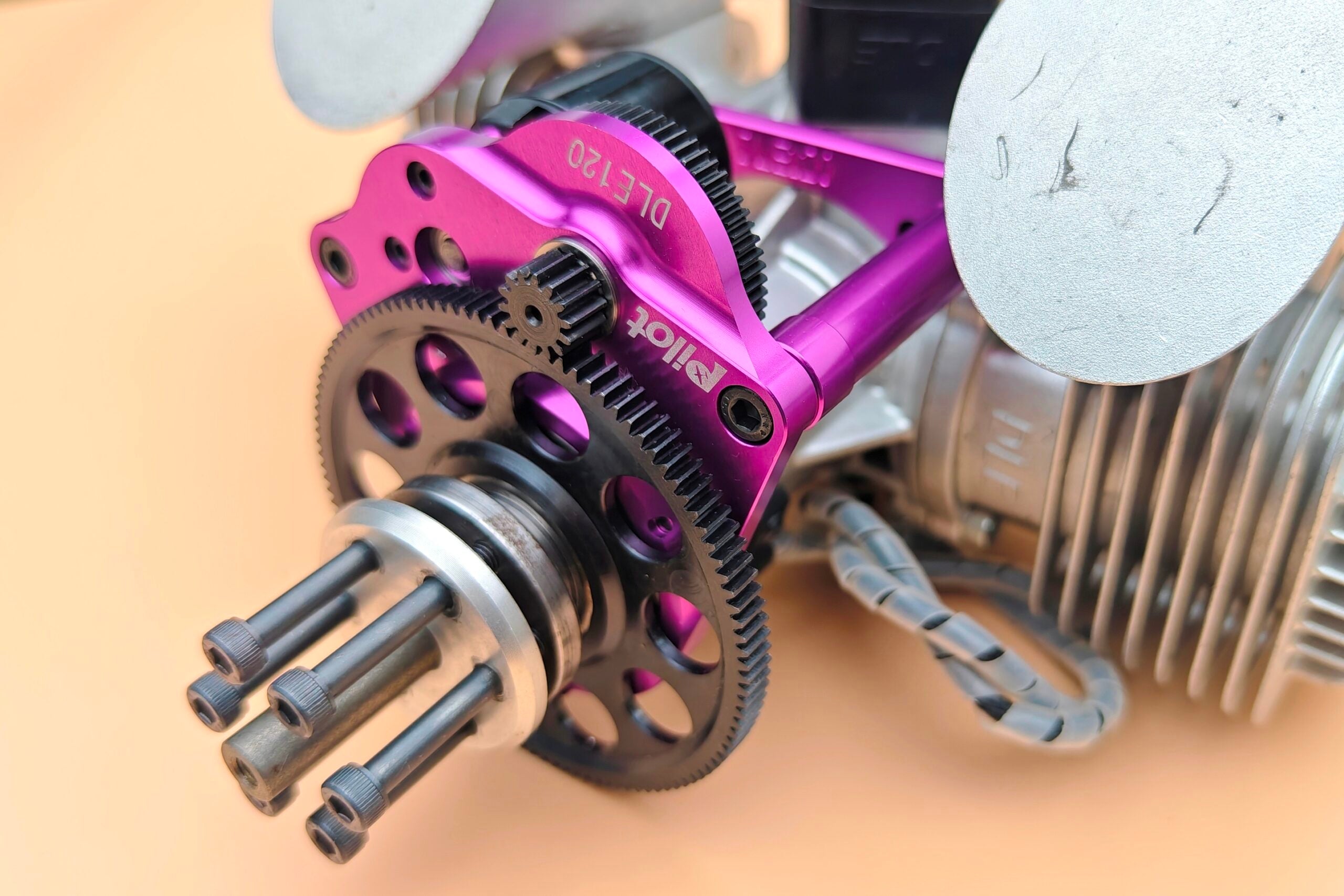 DLE 120 Electric Auto-Start onboard Starter Motor from Pilot RC PIL815