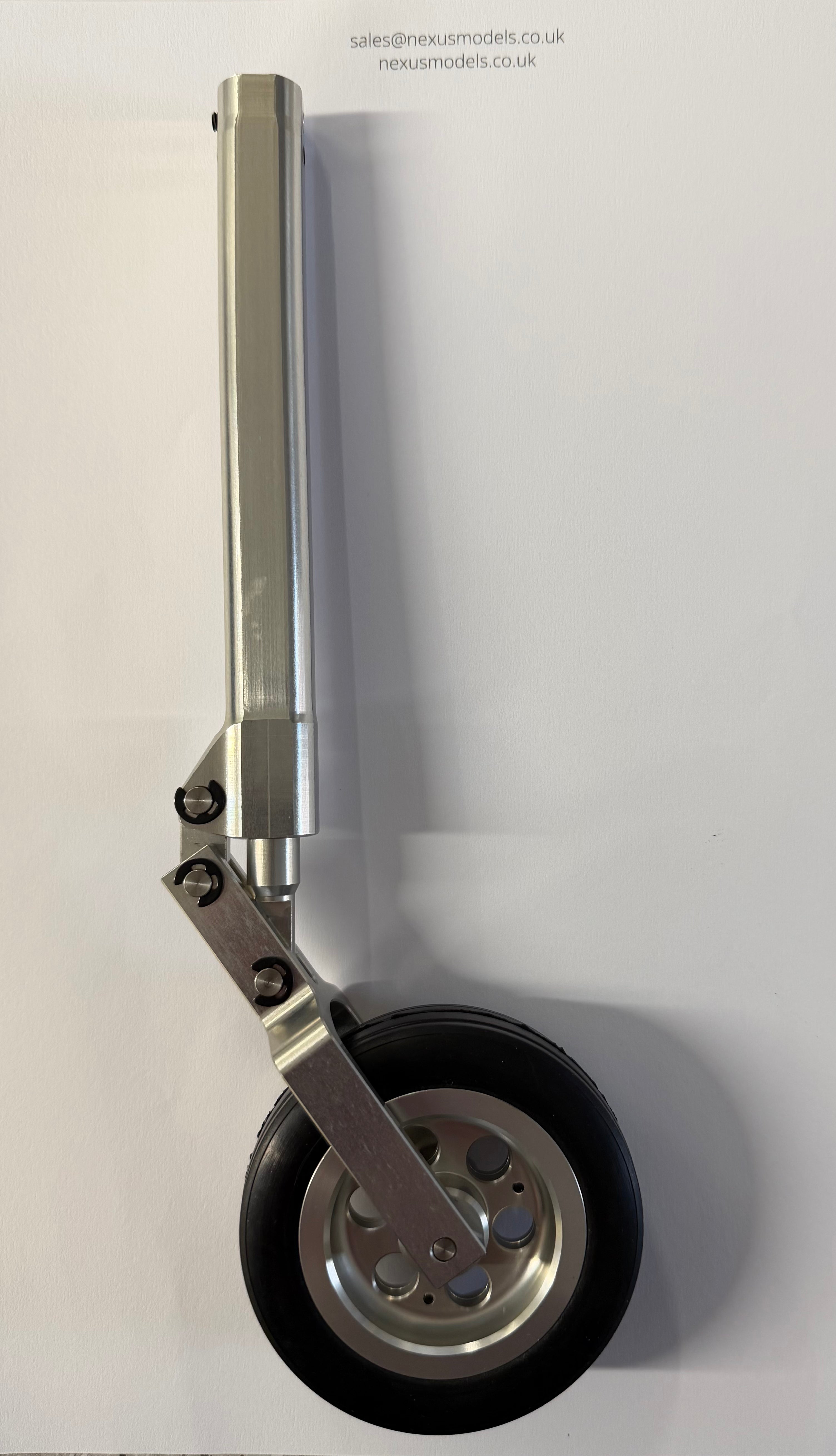 CARF Diablo Nose Retract Strut with Wheel from Electron Retracts