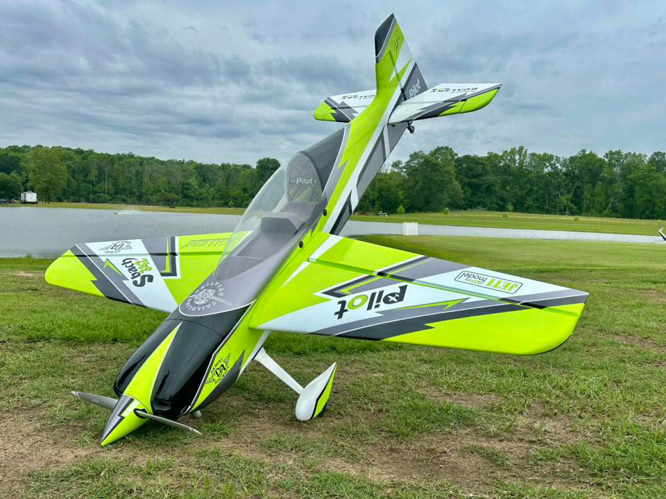 Pilot RC Sbach 103in V2 Green/Black/White (10) PIL842