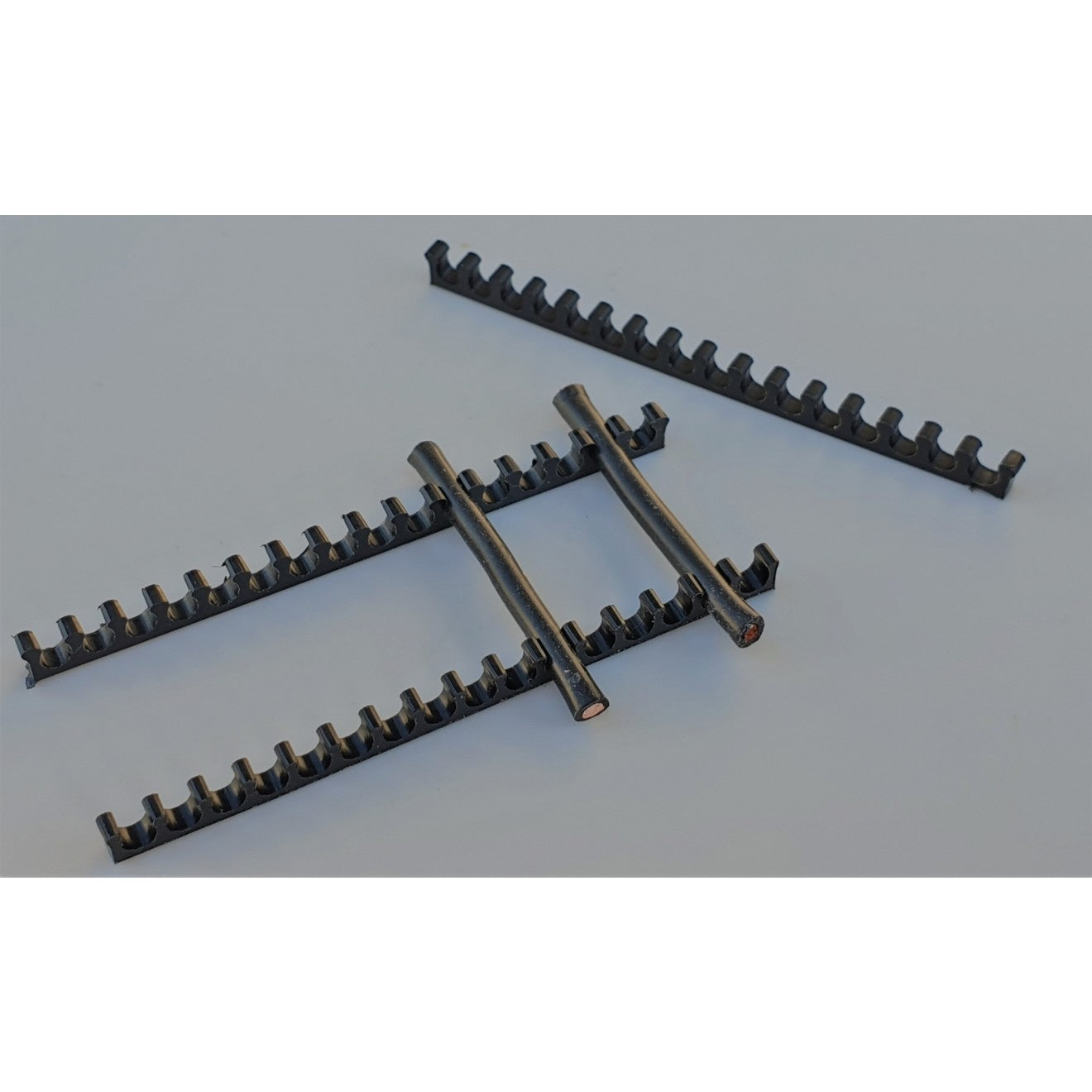 Cable Holder 2.5mm Click Holder from STV-Tech 012-26