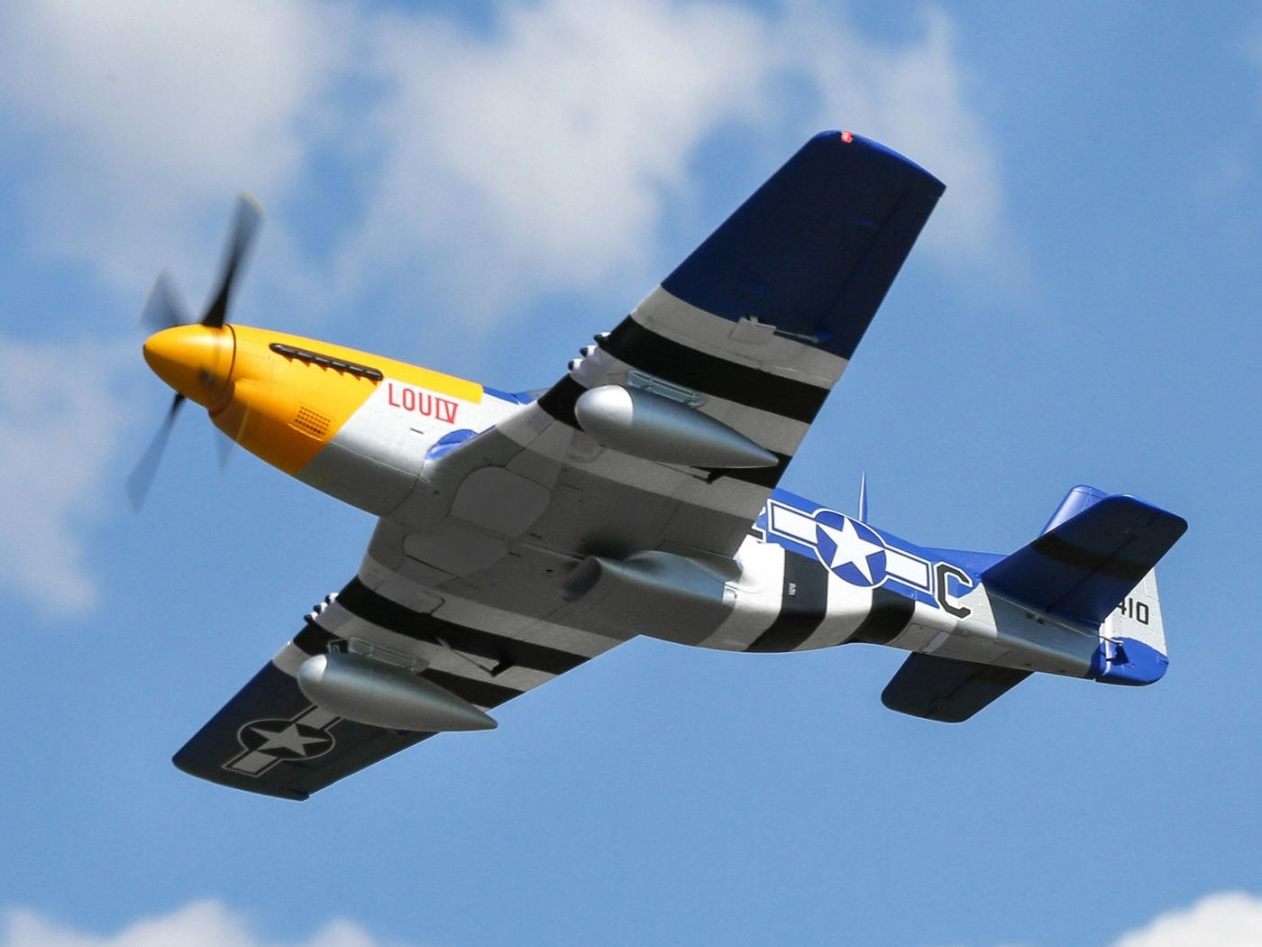 E-Flite P-51D Mustang 1.5m BNF Basic With Smart EFL01250