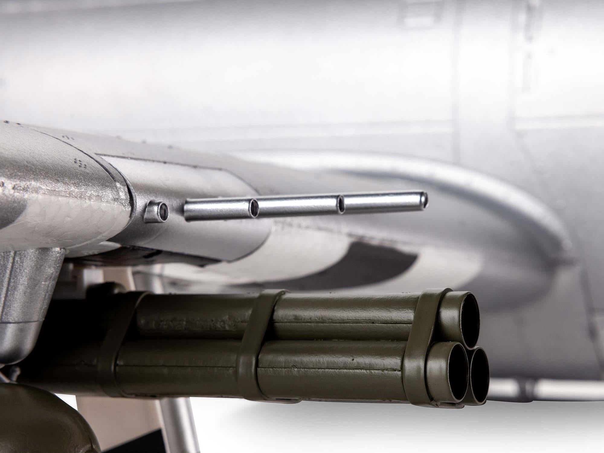 E-Flite P-47 Razorback 1.2m BNF Basic with AS3X & SAFE Select EFL08450