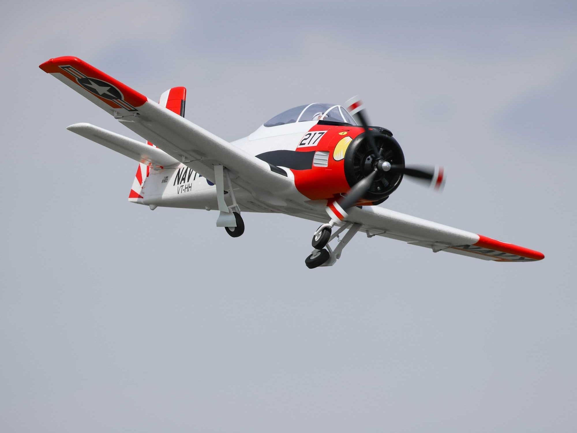 E-Flite T-28 Trojan 1.2m BNF Basic with Smart EFL18350