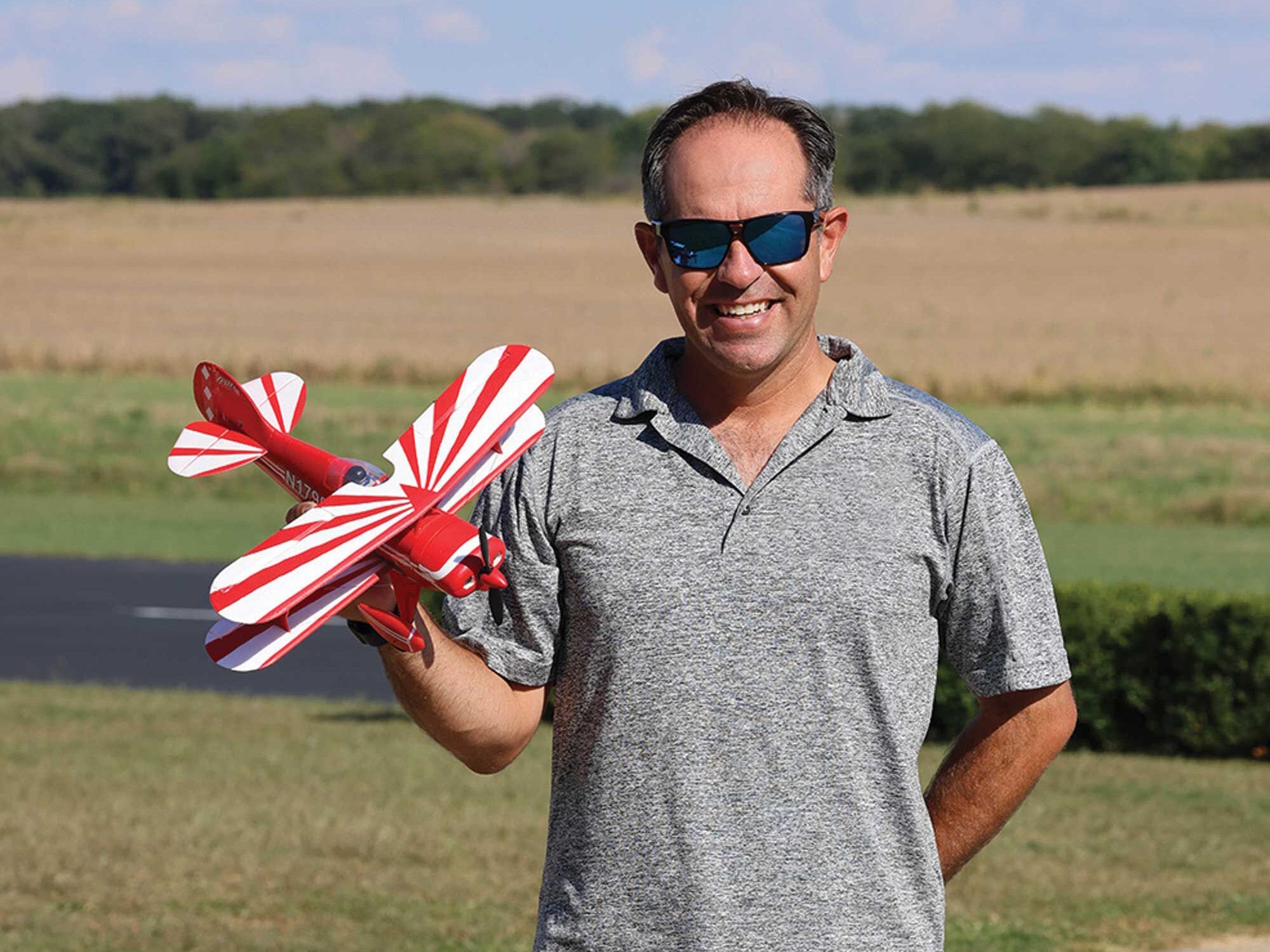 E-Flite UMX Pitts S-1S BNF Basic w/ AS3X & SAFE Select EFLU15250