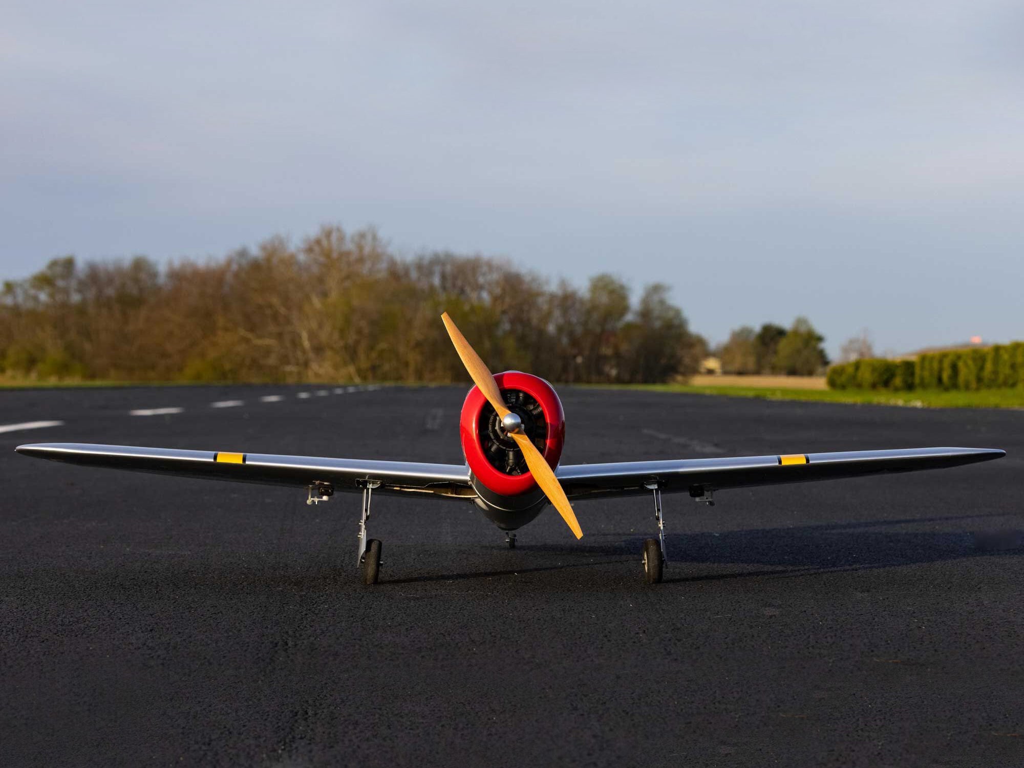 Hangar 9 P-47 Thunderbolt PNP 58.4" HAN3380