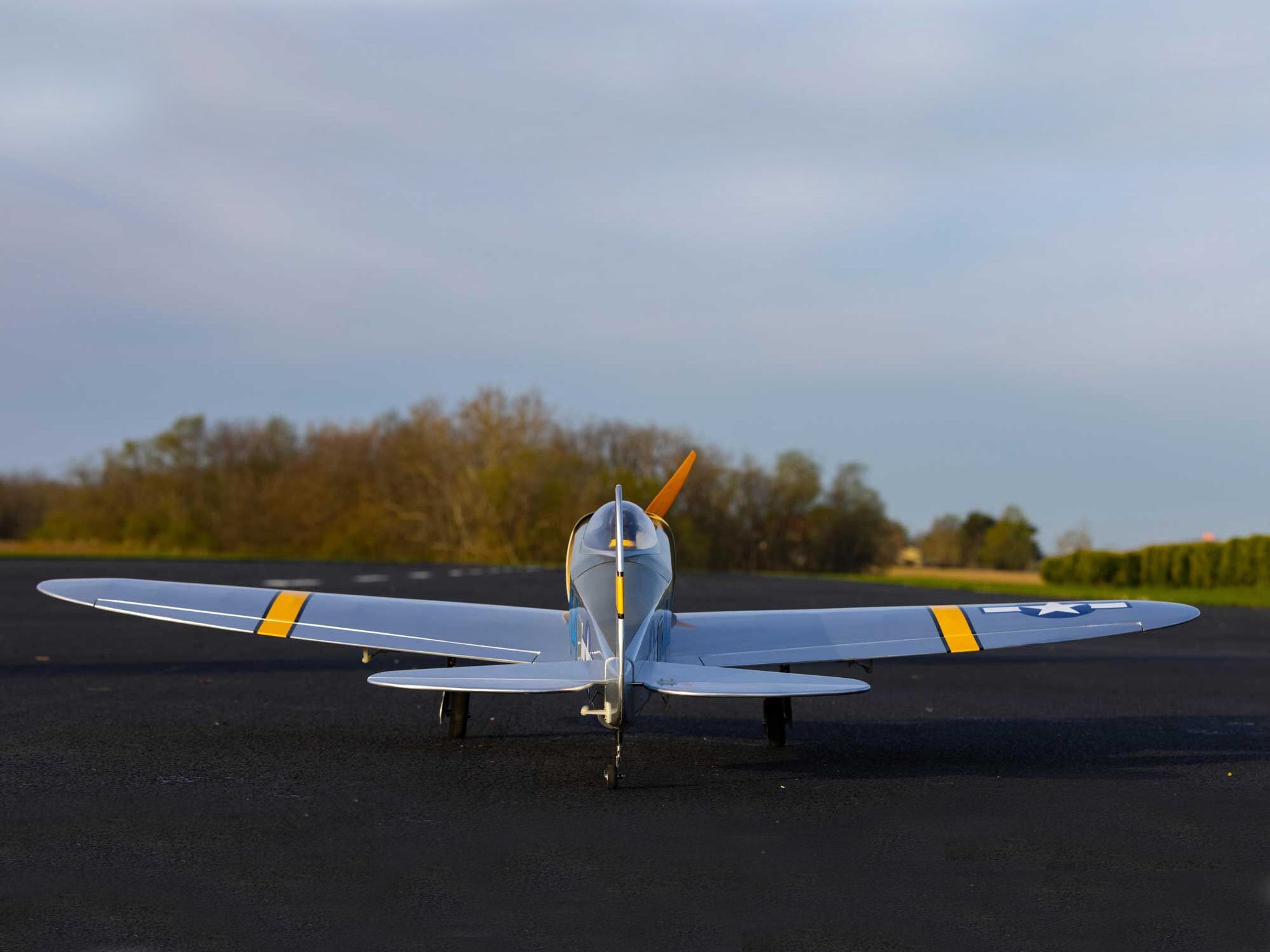 Hangar 9 P-47 Thunderbolt PNP 58.4" HAN3380