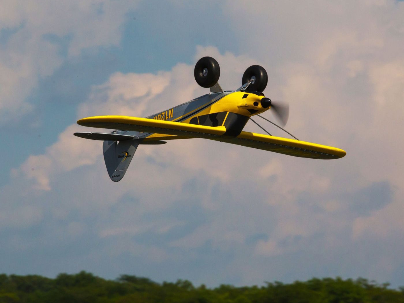 HobbyZone Carbon Cub S2 1.3m BNF With SAFE HBZ32500