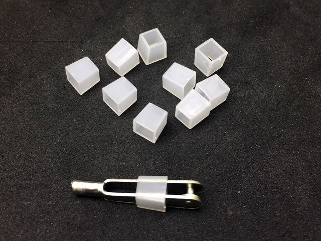 Clevis Retaining Clips Plastic PK10 X0301