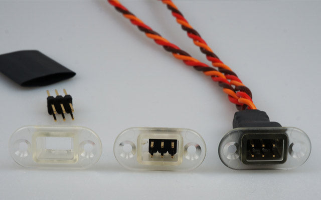 Emcotec JR or Futaba Plug housing with pin strip and flange A85018