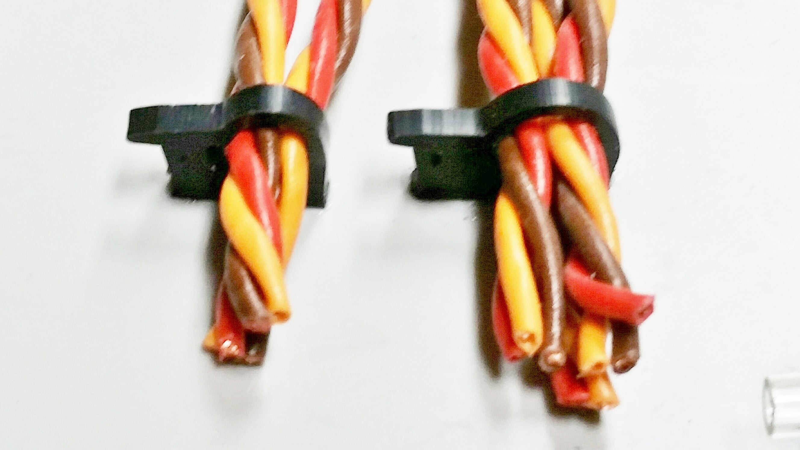 Cable Clip Holder Round 4mm Click Holder from STV-Tech 012-13