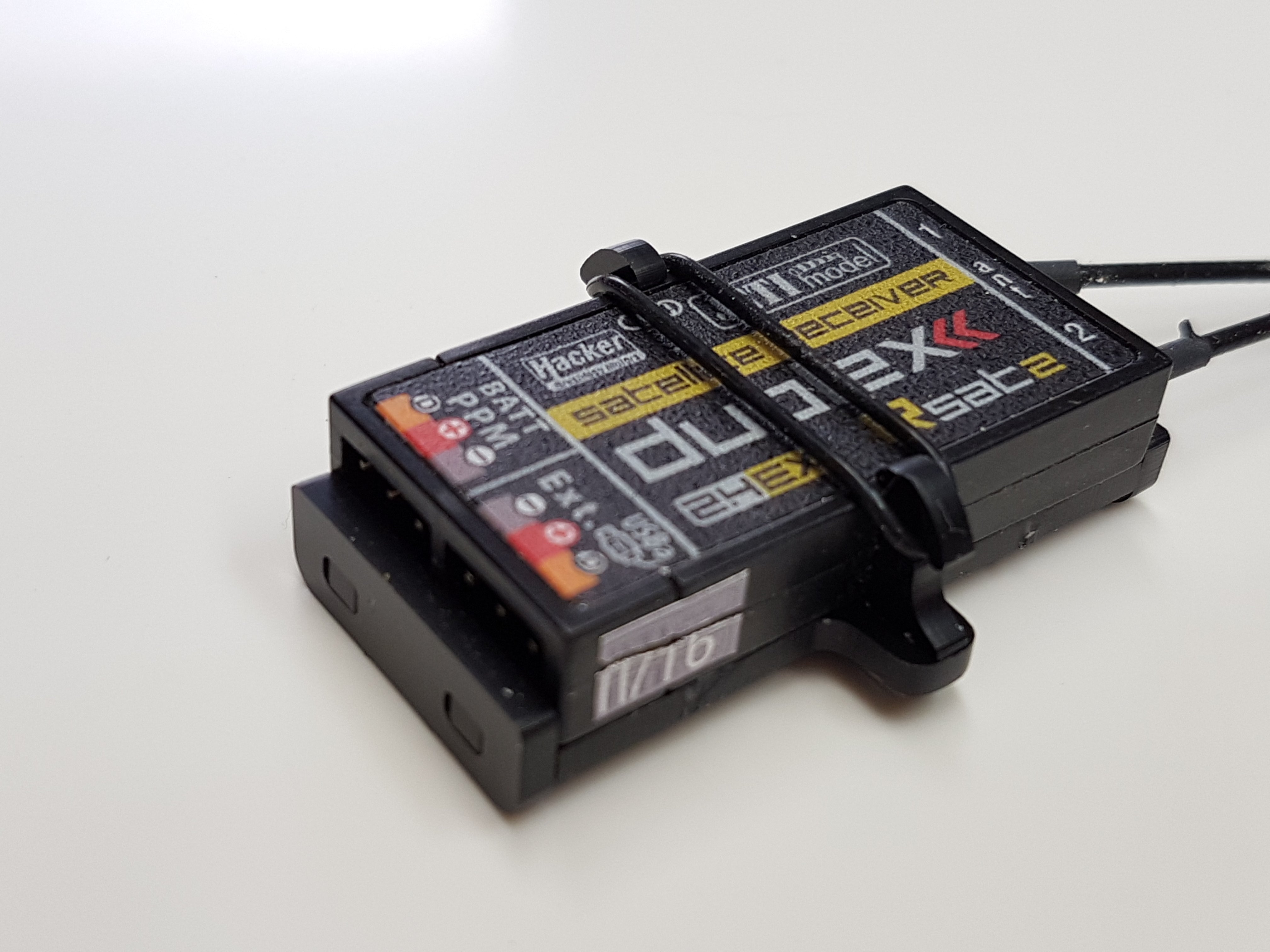 Jeti Model RSat 2 Click Holder from STV-Tech 013-11