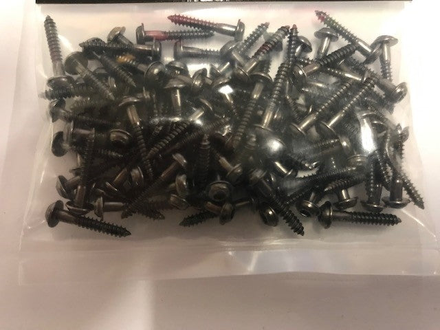 Extreme Flight Socket Head Servo Screws Black PK100 SSCREW100
