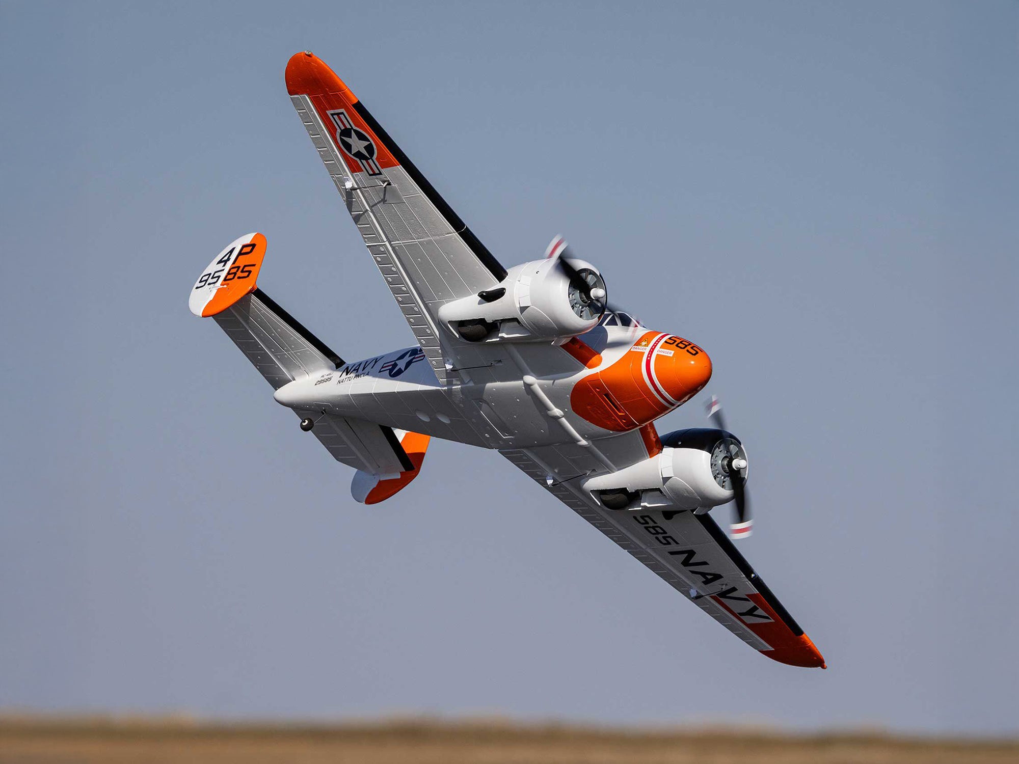E-Flite Beechcraft D18/RC-45J 1.5m PNP EFL-3727