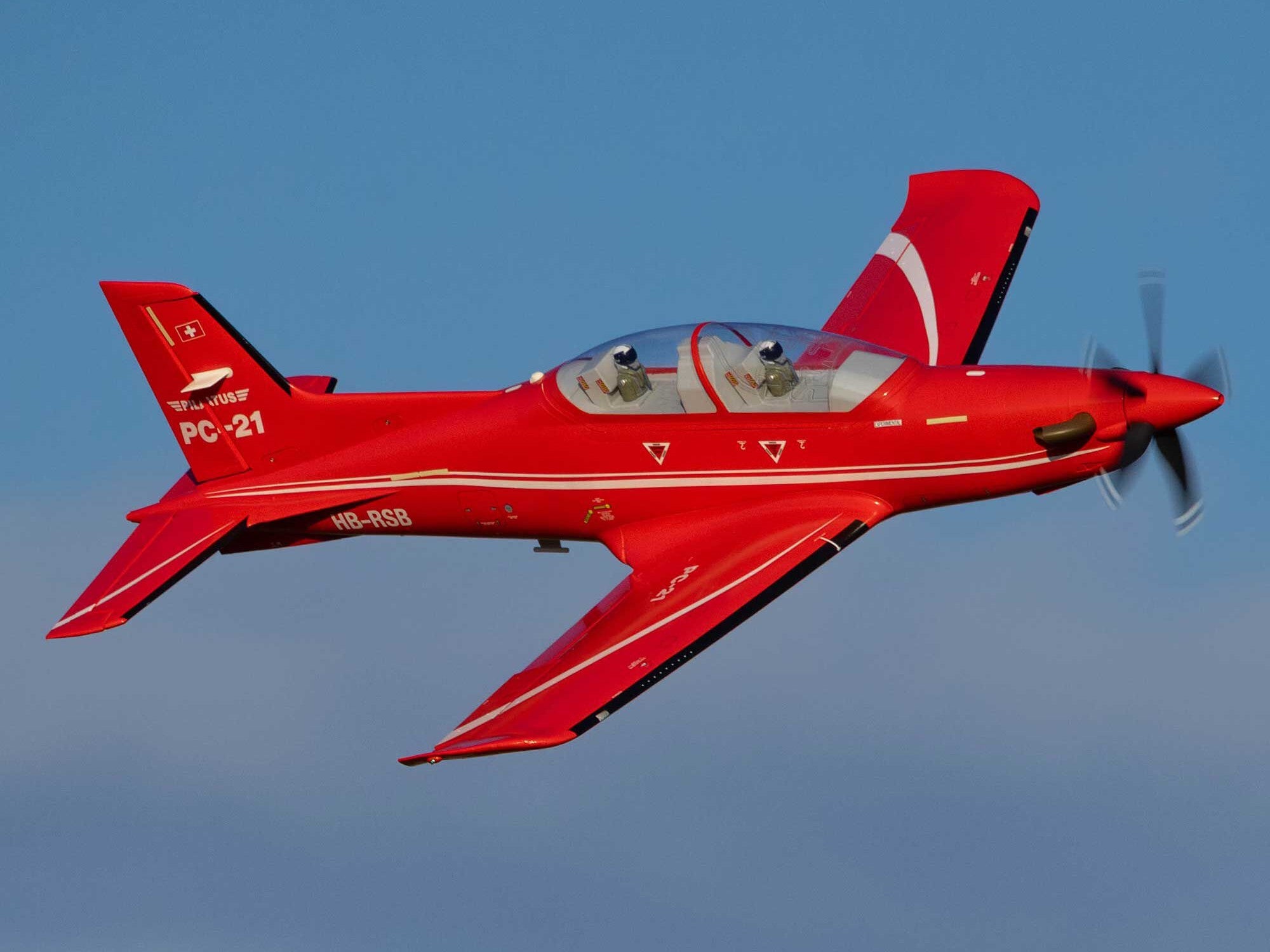 E-Flite Pilatus PC-21 1.3m BNF Basic with AS3X+ and SAFE Select EFL14950