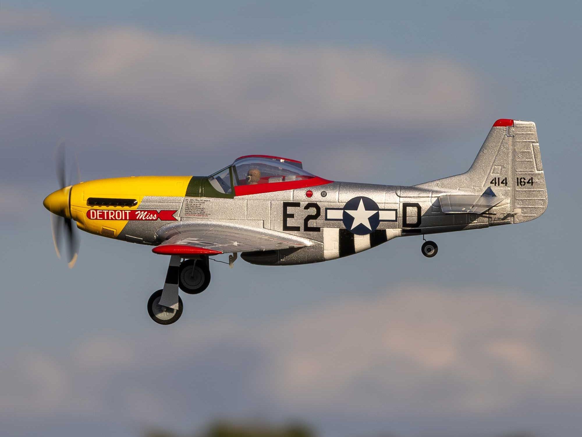 E-Flite UMX P-51D Mustang “Detroit Miss” BNF Basic with AS3X and SAFE EFLU7350