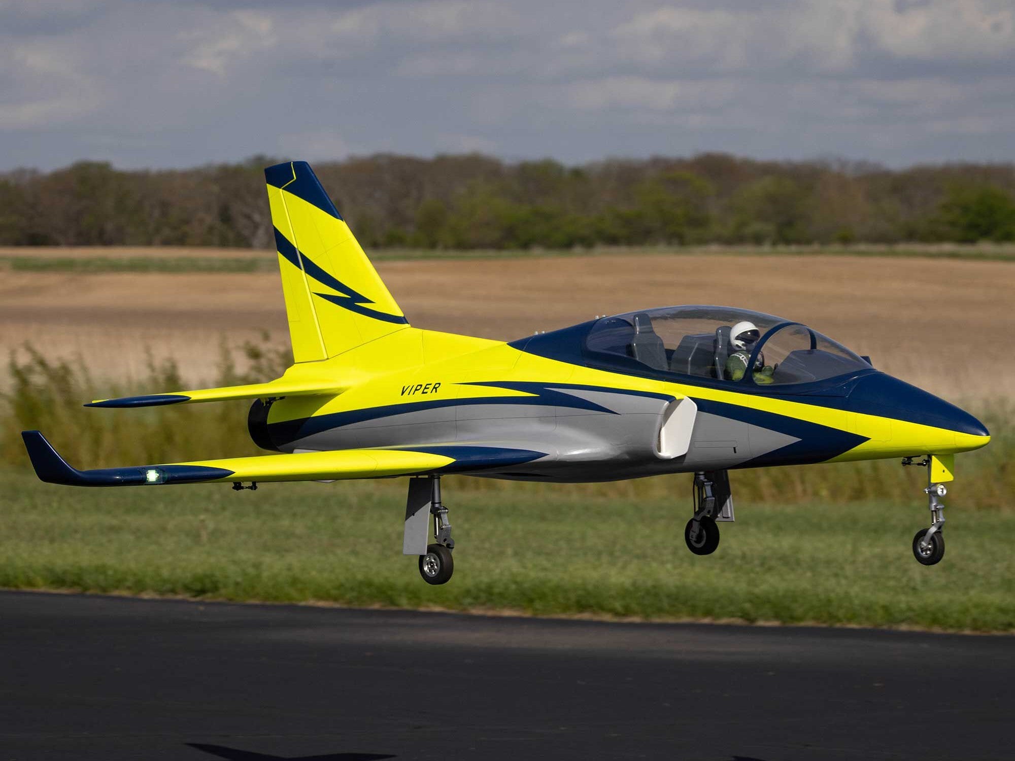 Hangar 9 Viper 100N Turbine Jet ARF HAN-3625ARF