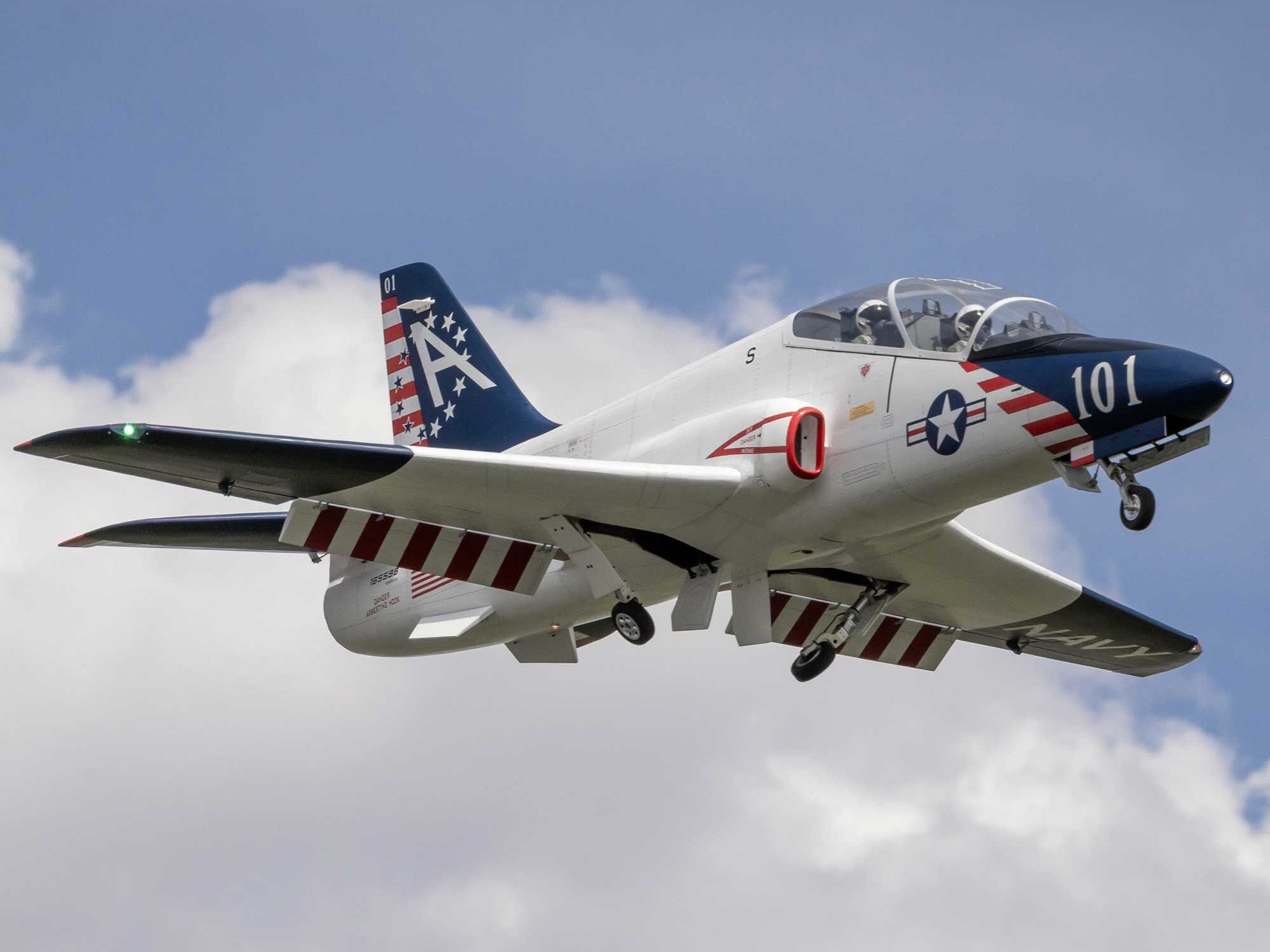 パーフェクトブライトニングキット Hangar 9 Hawk/T-45 140-160N Turbine Jet ARF HAN13750