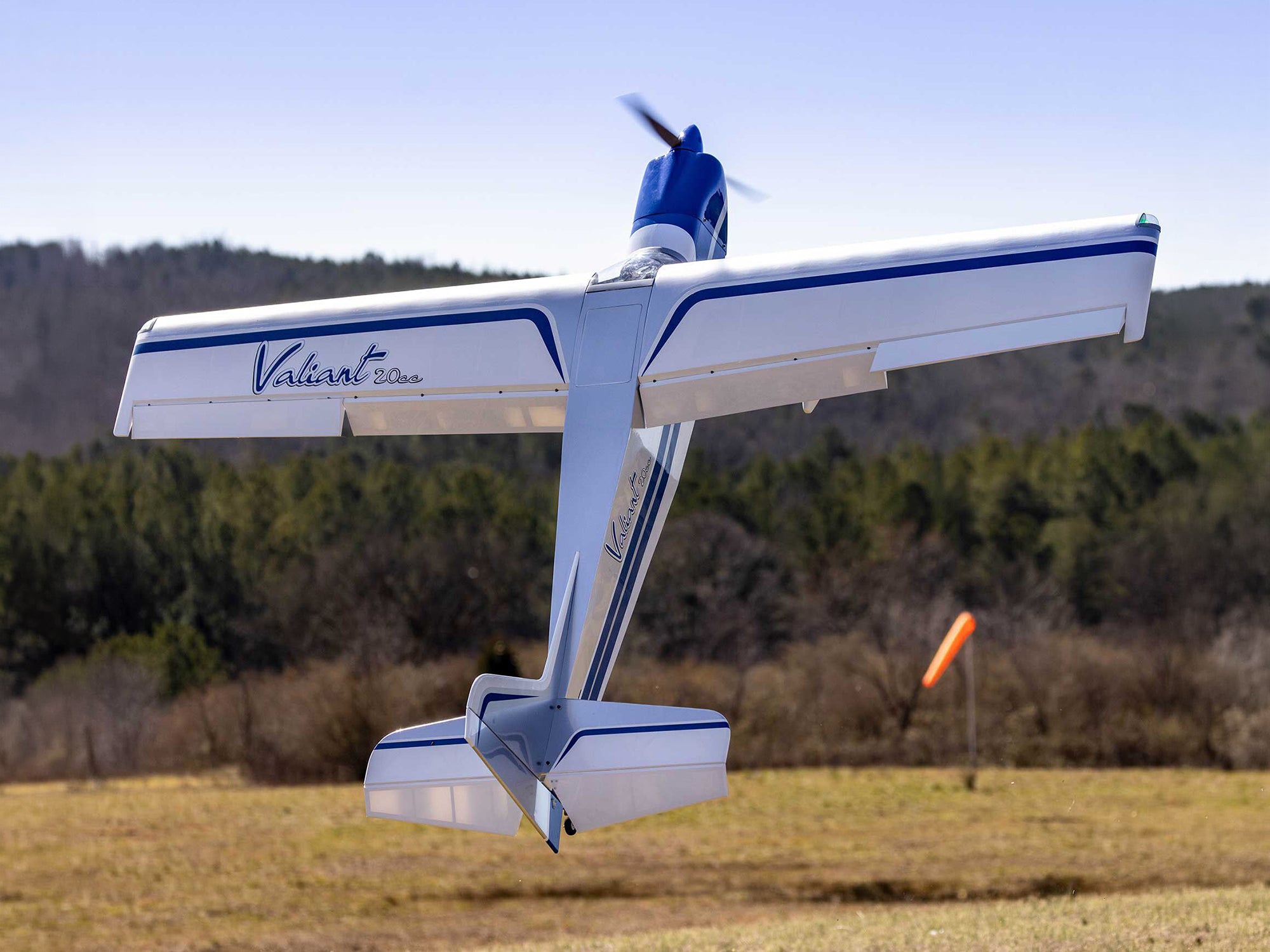 Hangar 9 Valiant 20cc EP PNP 86.5" HAN15075