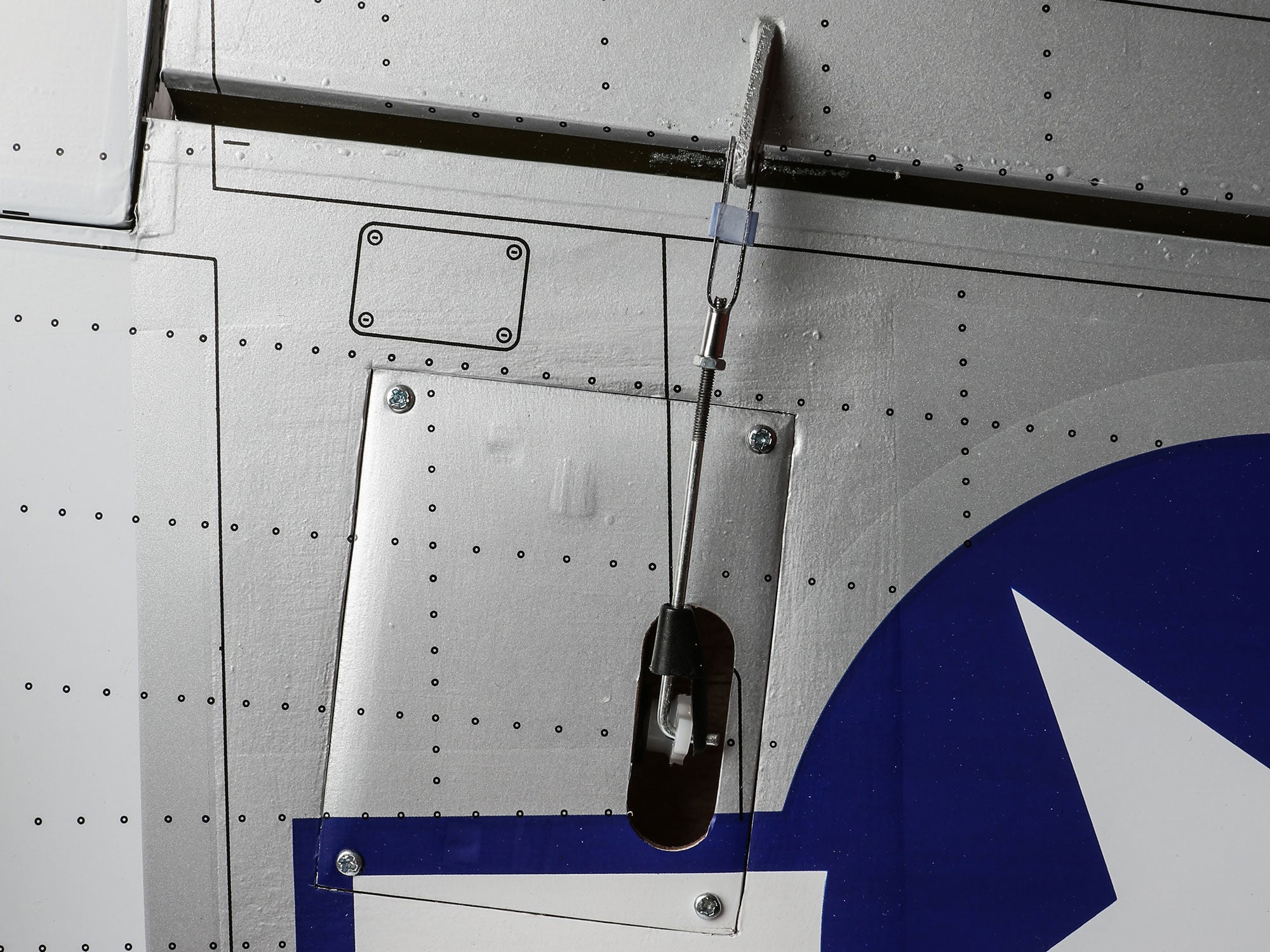 Hangar 9 P-51D Mustang 20cc ARF 69.5" HAN2820B Black Friday Special