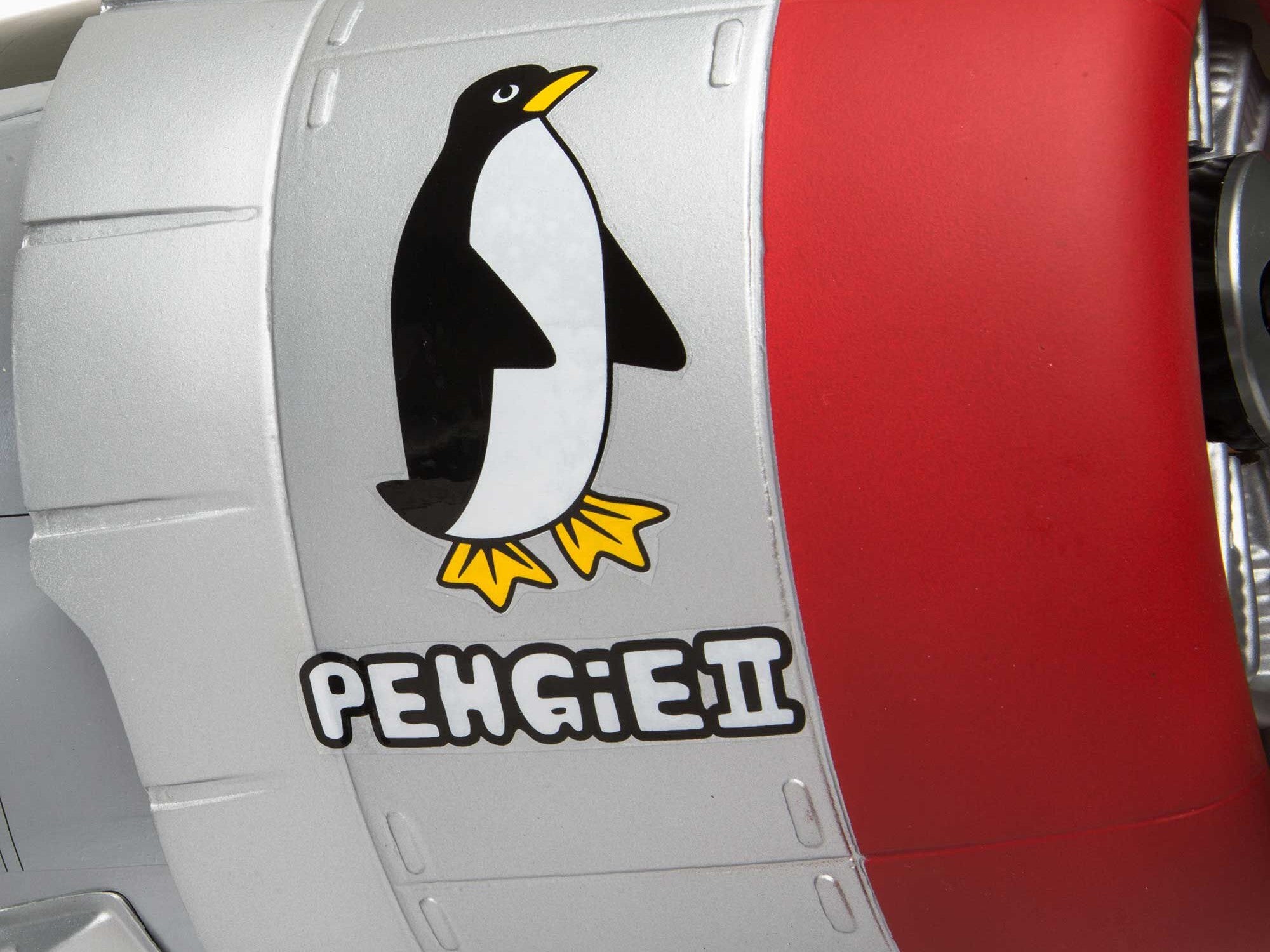 Hangar 9 P-47D Thunderbolt 20cc ARF 67" HAN2990B