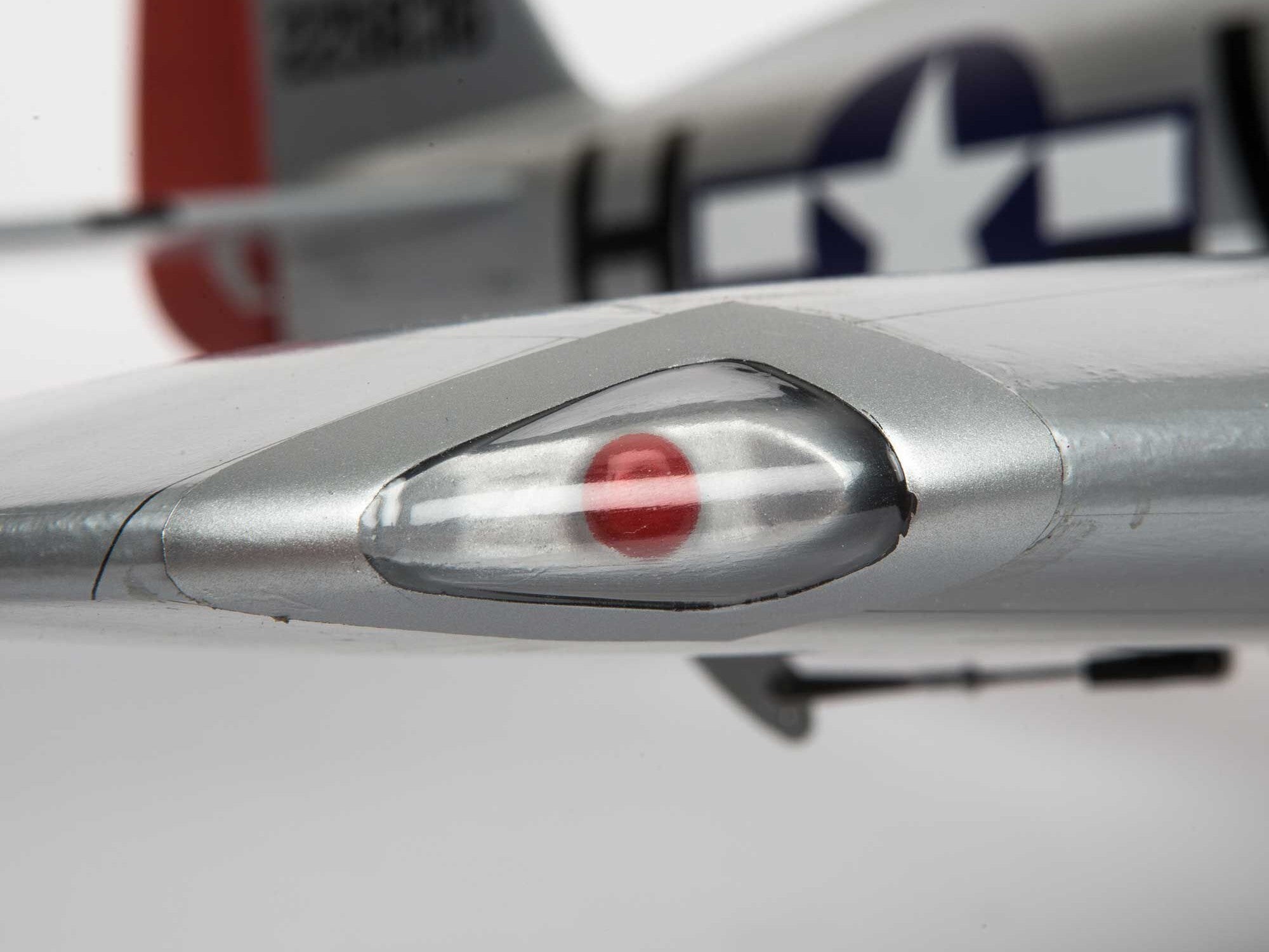 Hangar 9 P-47D Thunderbolt 20cc ARF 67" HAN2990B