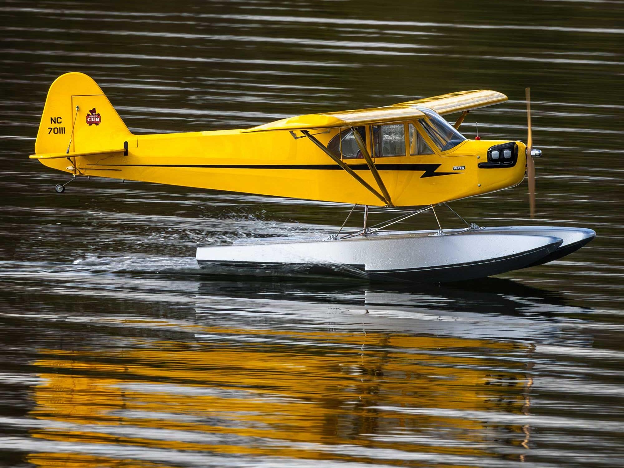 Hangar 9 J-3 Cub 10cc EP PNP 82.5" HAN5175