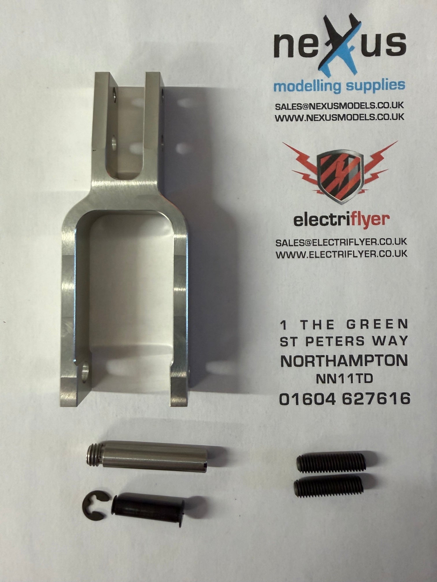 Medium ER40 Lower Nose Leg Fork Section with Axle from Electron Retracts