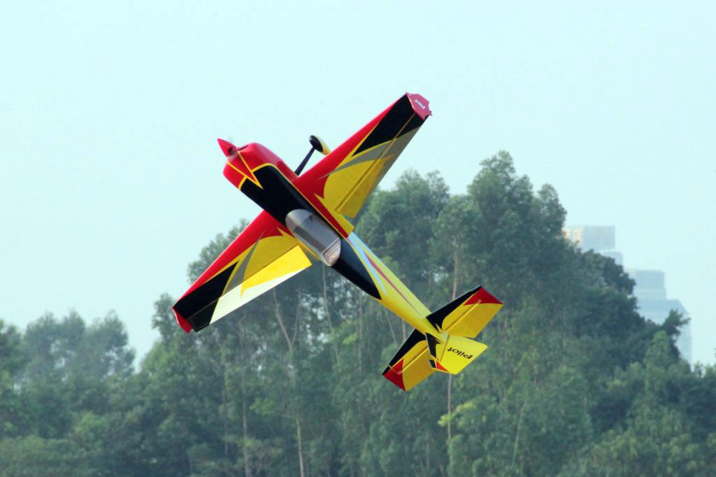Pilot RC Slick 84in (CF) Red/Yellow/Black (01) PIL667