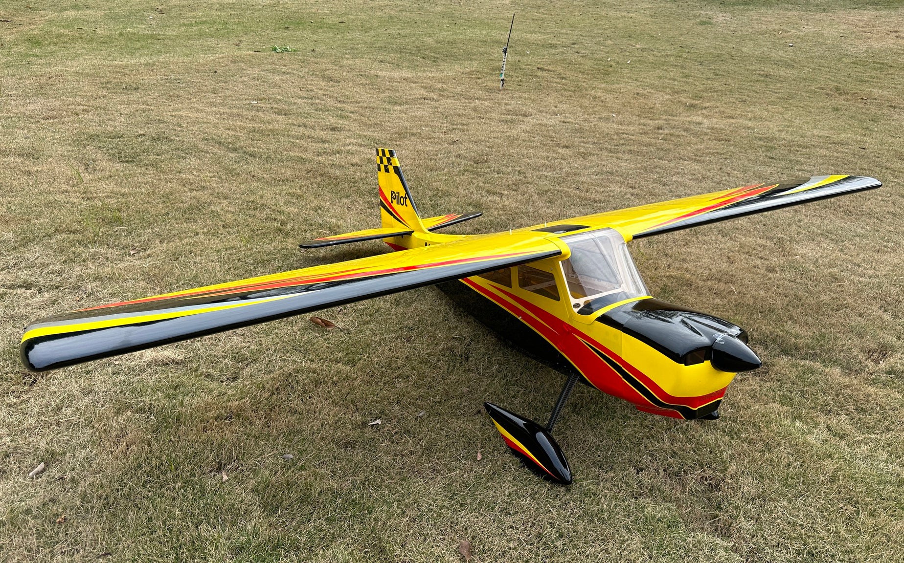 Pilot-RC Decathlon 107in (2.7m) YELLOW/BLACK/RED (10) PIL786