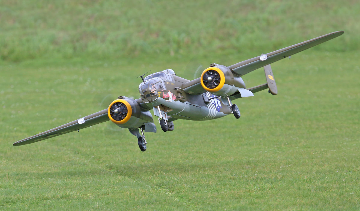 Seagull B-25 Mitchell (20cc) 2.41m / 95in with Retracts SEA330G