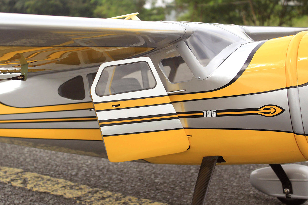 Seagull Cessna 195, N33V (35-50cc) 2.28m / 90in SEA409