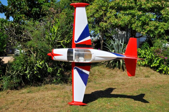 CARF SIAI Marchetti SF-260 1:2.9