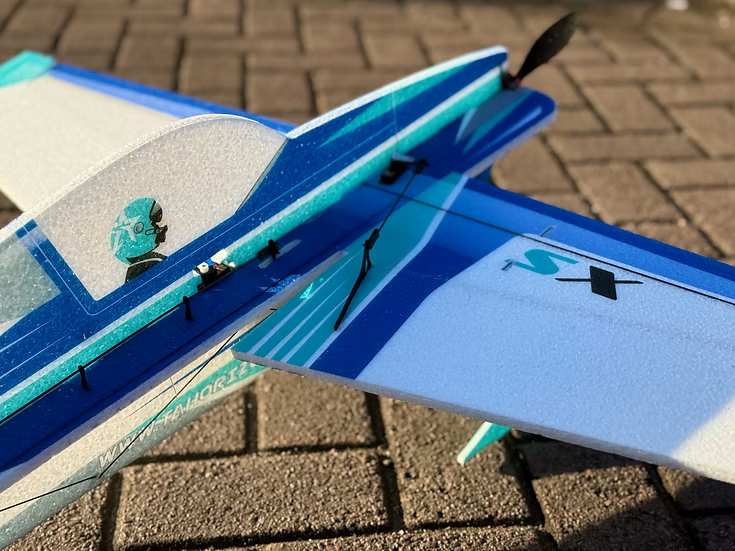 TA Horizons 37" (940mm) Extra SX - PNP Combo (AJ Scheme) TAH37ESXAJS in the sun