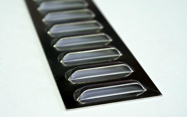 Emcotec Ventilation Louvres 100x35mm  (2 pcs.) KR70023