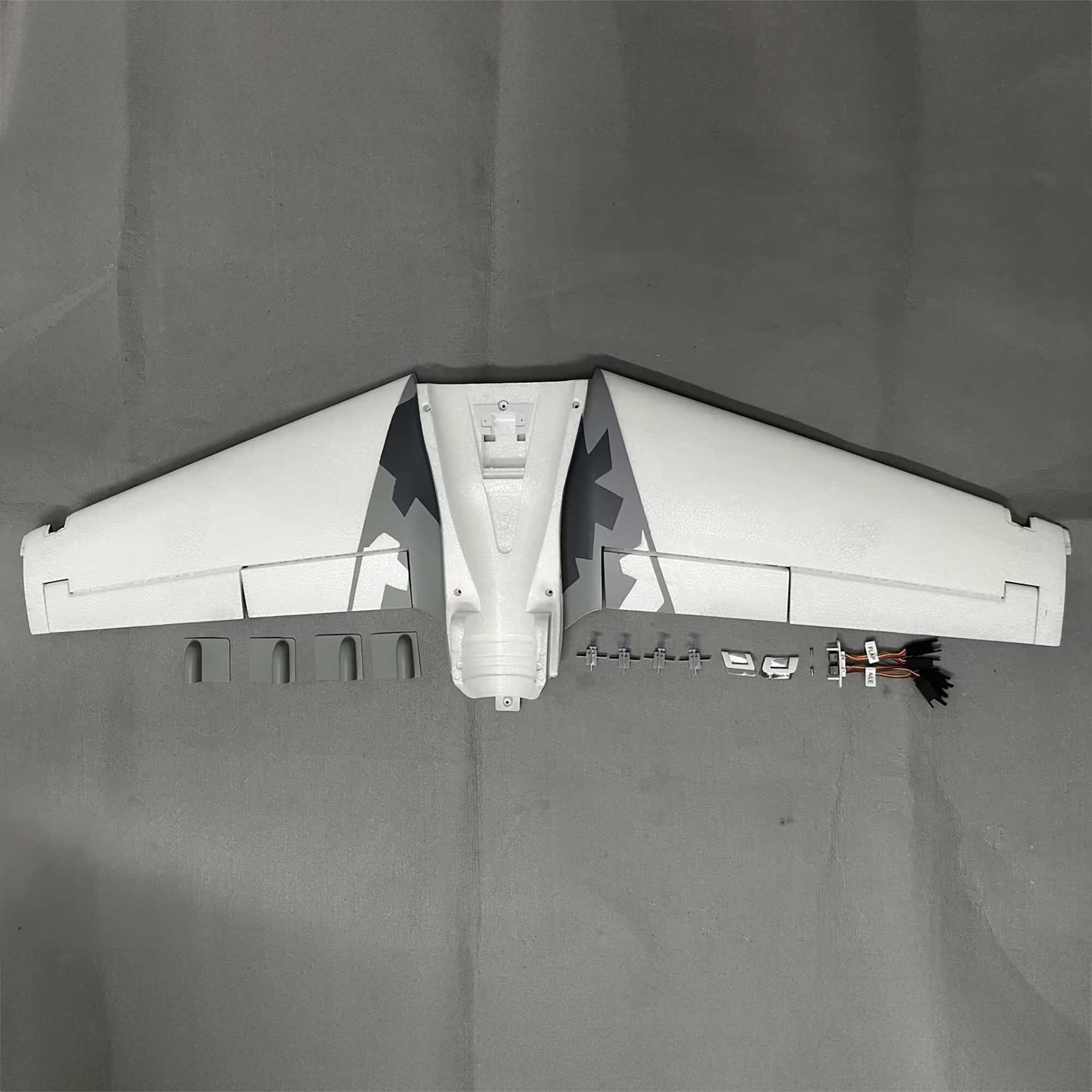 E-Flite Wing: Viper 64mm EDF Jet EFL-1468