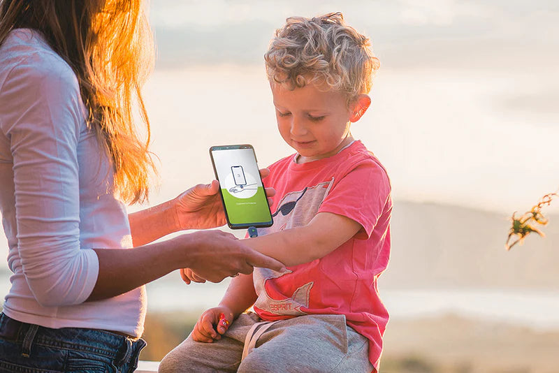 Heat it Smartphone Powered Insect Bite Healer - Chemical-Free Relief from Itching & Pain just with Concentrated Heat - for iPhone 15/16/17 & Android (USB-C)