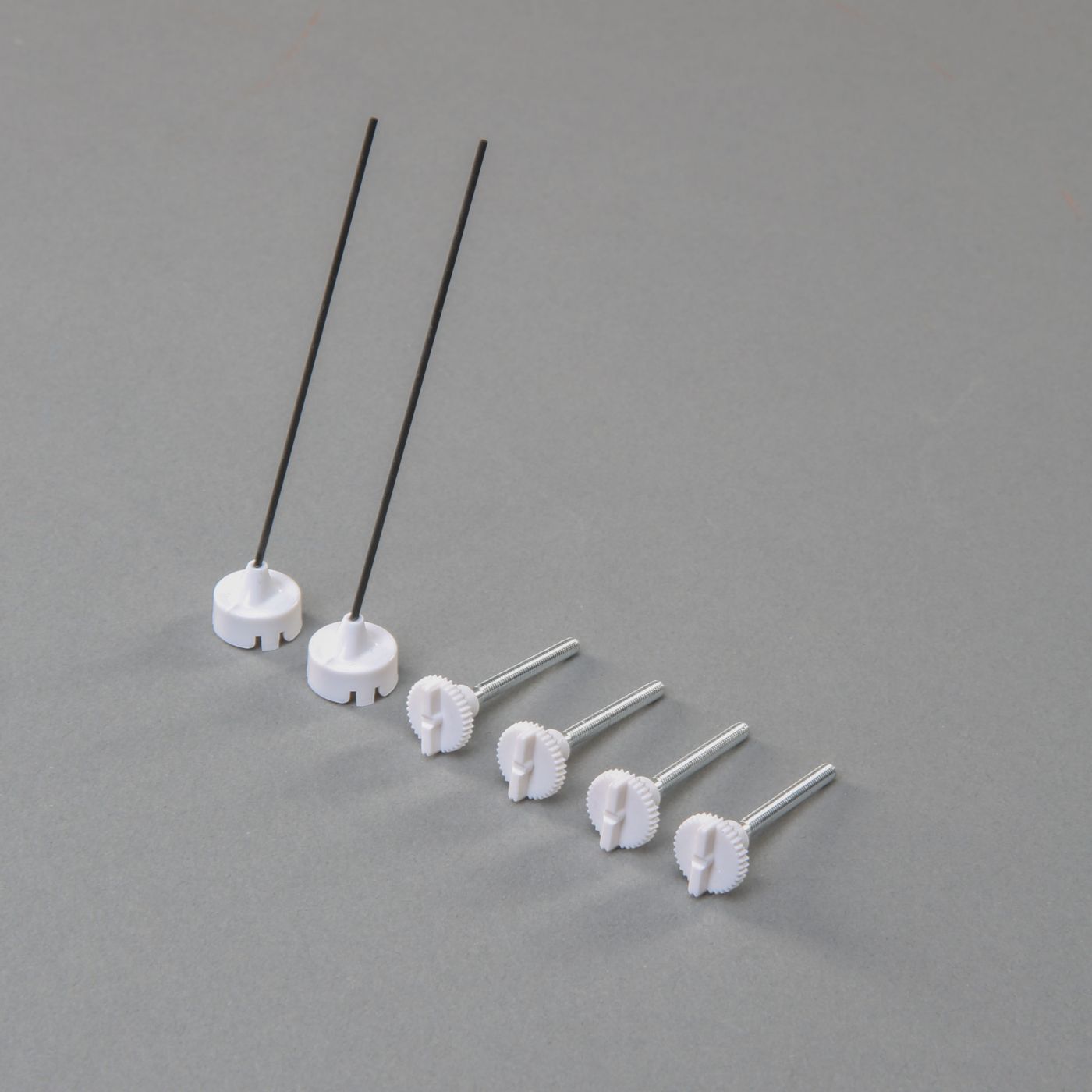 E-Flite Wing Thumb Screws w/Antennas: Carbon-Z Cub SS 2m EFL12422