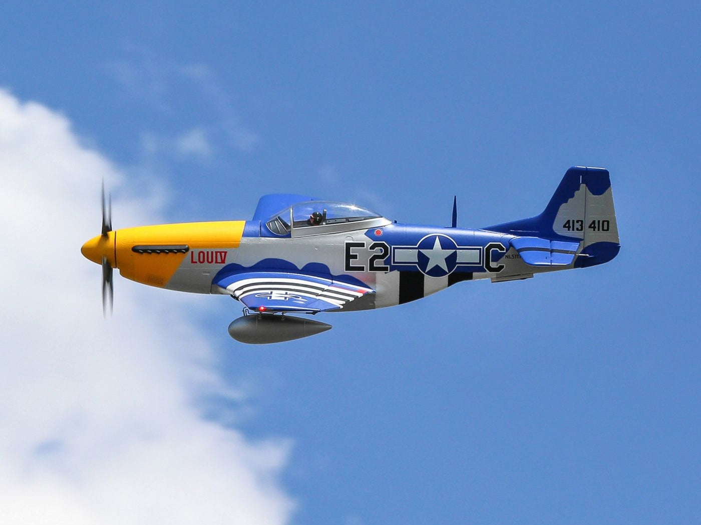 E-Flite P-51D Mustang 1.5m BNF Basic With Smart EFL01250
