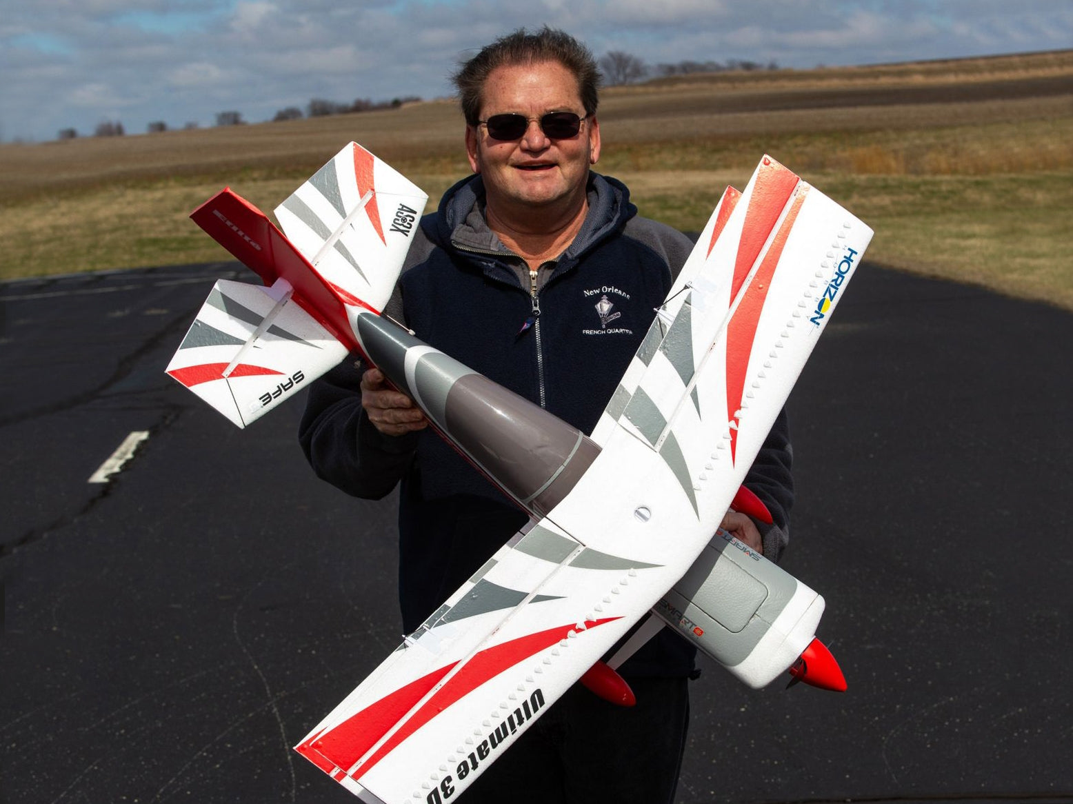 E-Flite Ultimate 3D 950mm Smart BNF Basic with AS3X & SAFE EFL16550